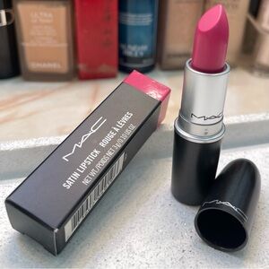 MAC ~ ‘818 PINK NOUVEAU’ Satin Lipstick ~ DISCONTINUED ~ VERY RARE & HTF ~ NIB